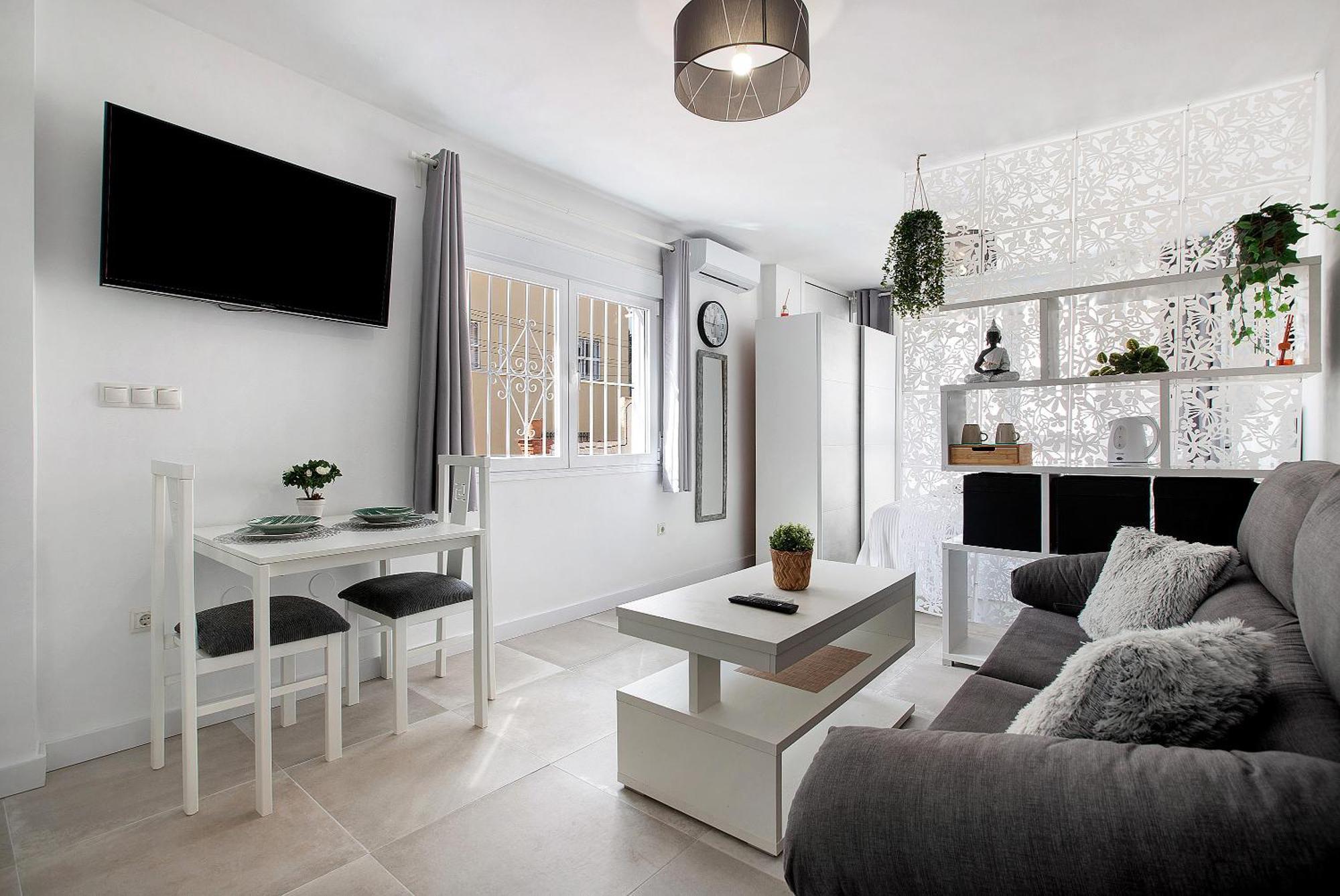 Estudio En La Carihuela Торремолинос Экстерьер фото